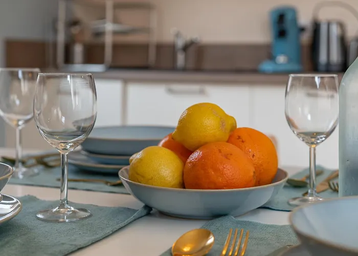 Raffinement Coeur De Lumineux Appartement Nîmes